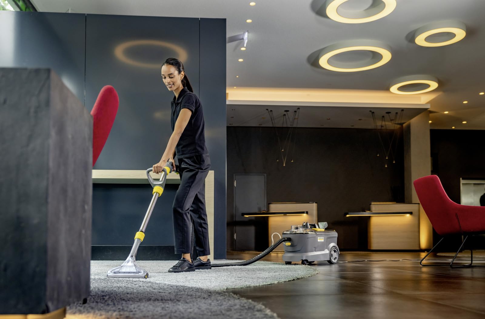 Krcher Puzzi 10/1 Carpet & Upholstery Cleaner