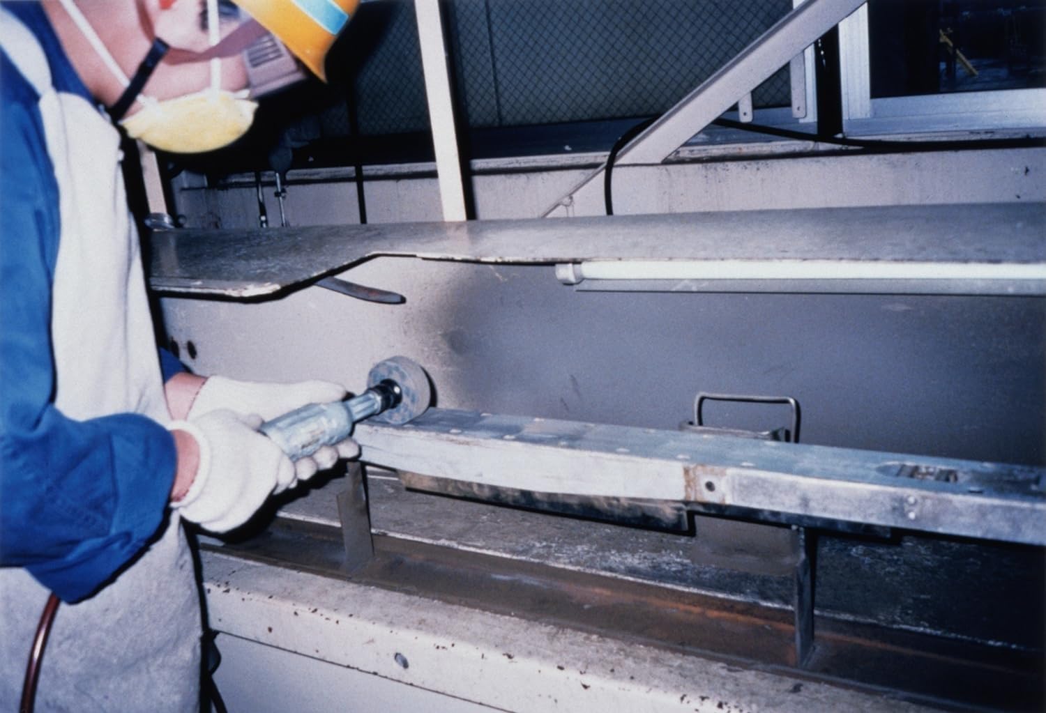 Scotch-Brite 27939 EXL Unitized Wheel, 10" x 1" x 1" 2S FIN, 10" Diameter, Abrasive Grit, 3200 rpm