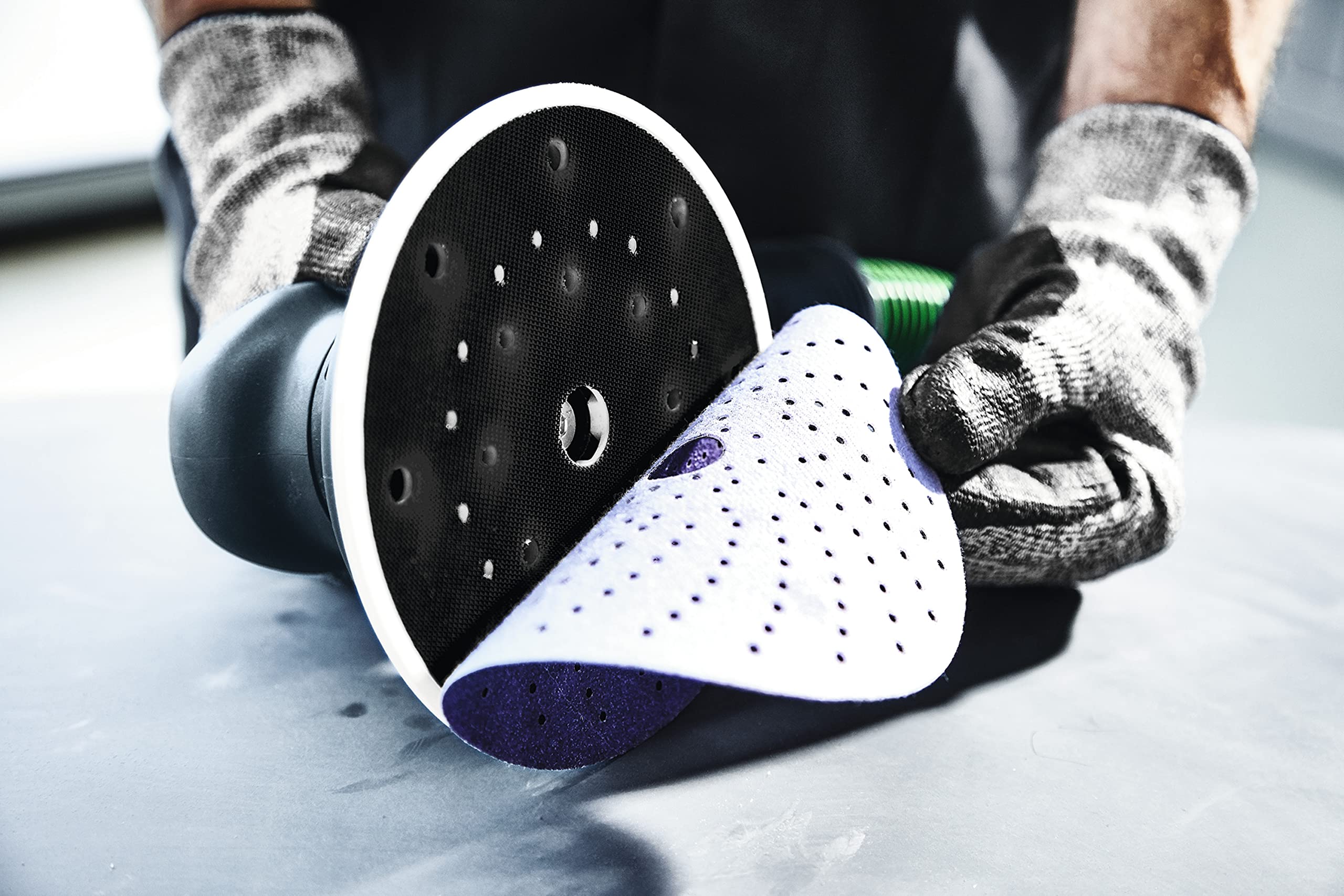 3M 17 Hookit 6" P8 Grit Dust-Free Finishing Film Disc